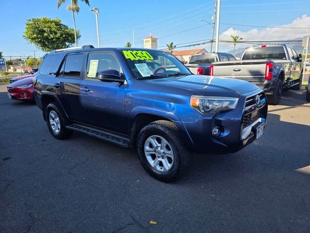 2022 Toyota 4Runner SR5 — photo 1 of 14
