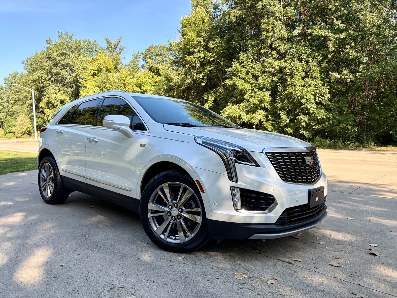 2023 Cadillac XT5 AWD Premium Luxury — photo 1 of 34