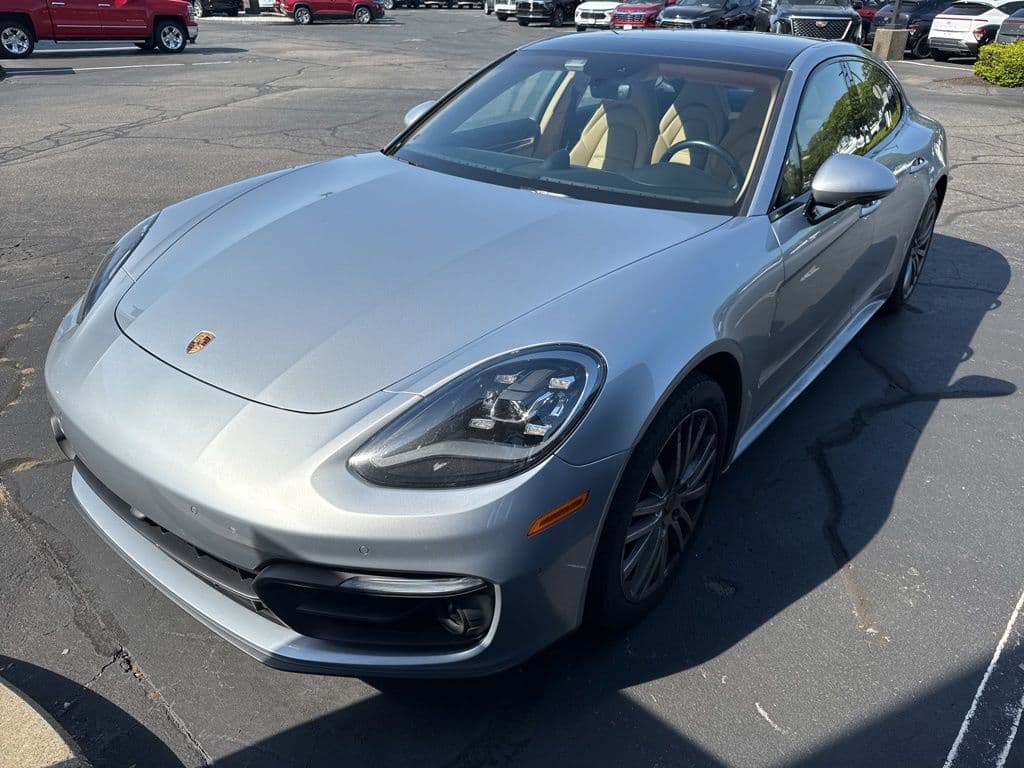 2021 Porsche Panamera Base — photo 1 of 3