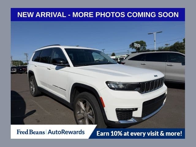 2021 Jeep Grand Cherokee L Limited — photo 1 of 11