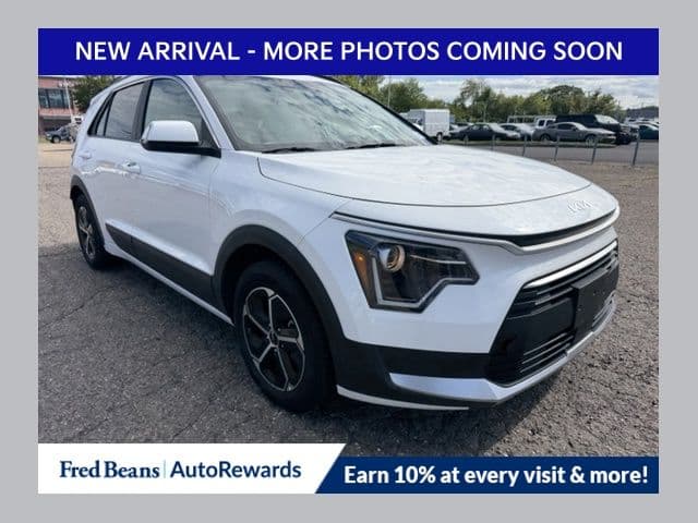 2023 Kia Niro EX — photo 1 of 13