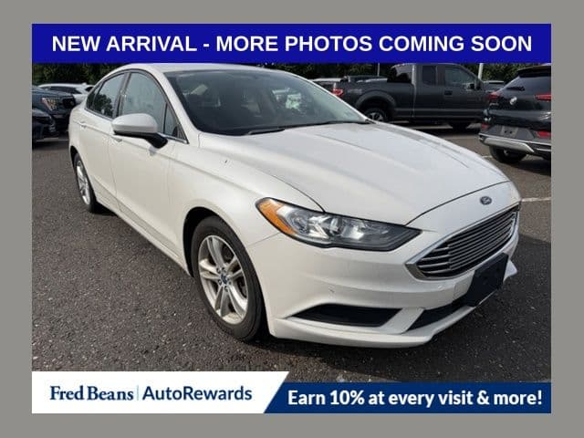 2018 Ford Fusion SE — photo 1 of 13