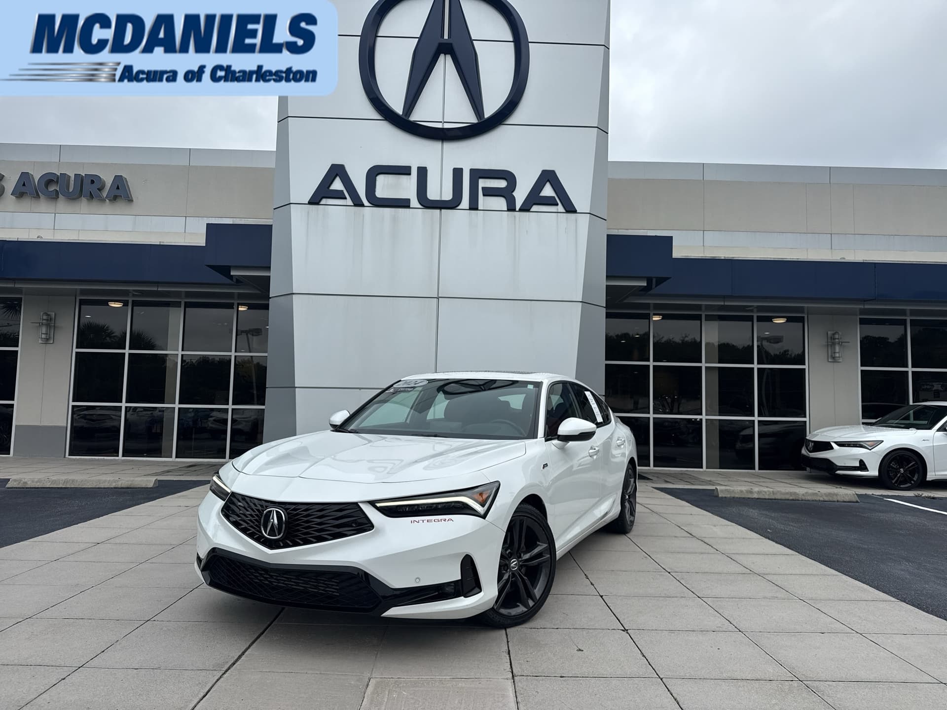 2024 Acura Integra Base — photo 1 of 28
