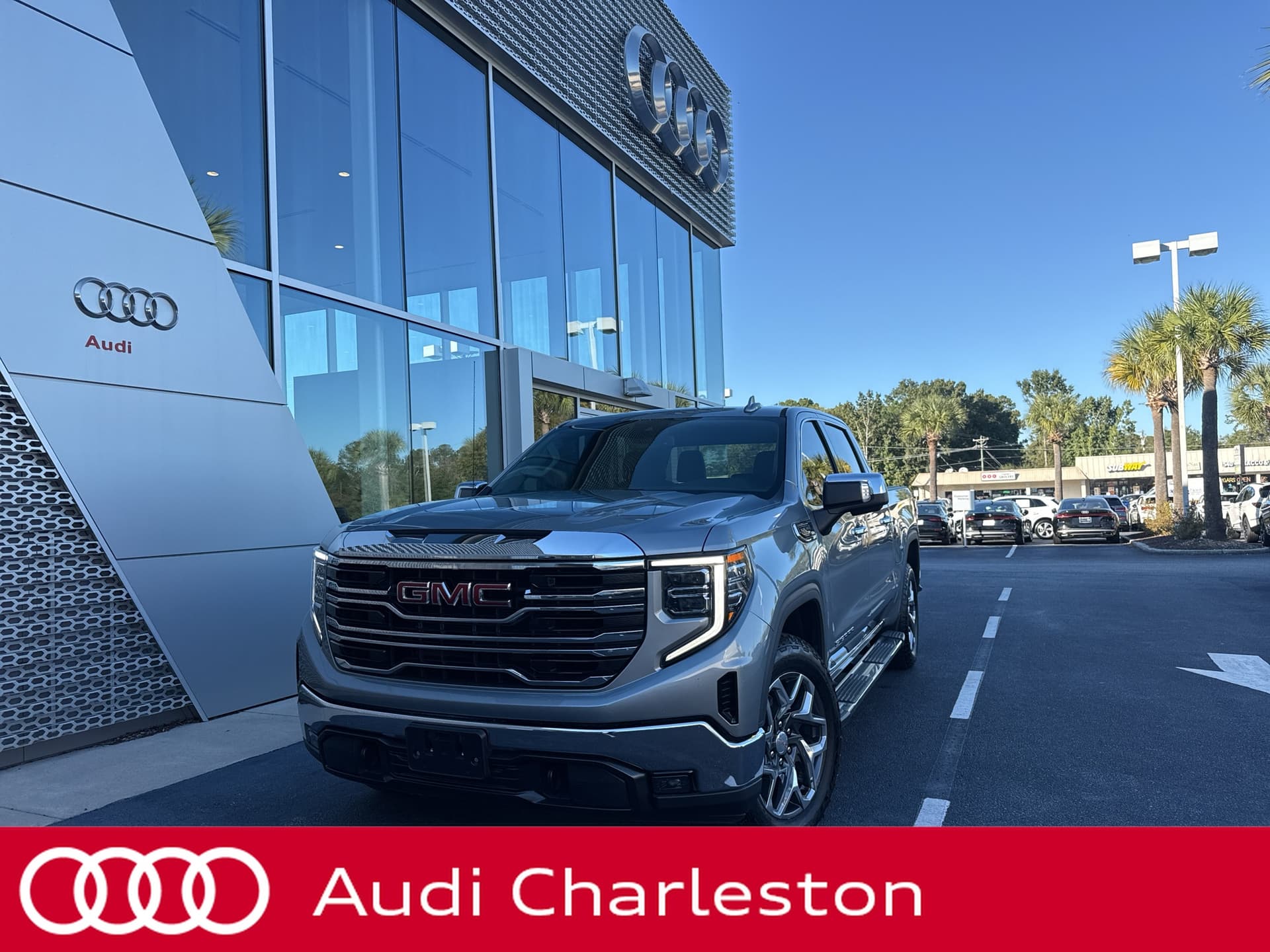 2023 GMC Sierra 1500 SLT — photo 1 of 30