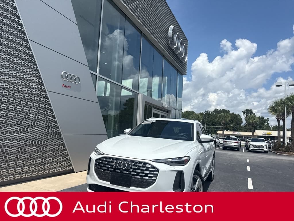 2025 Audi Q5 2.0T Premium — photo 1 of 30