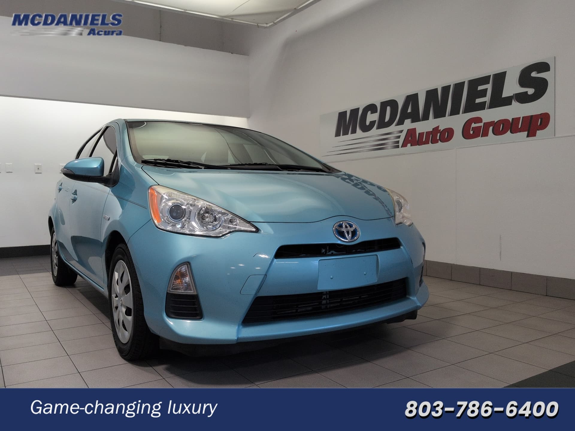2014 Toyota Prius c One — photo 1 of 30