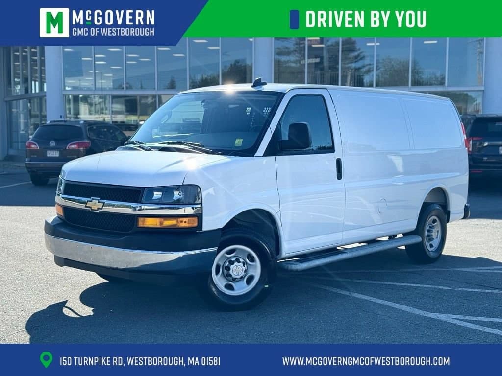 2025 Chevrolet Express Cargo Van Base — photo 1 of 21