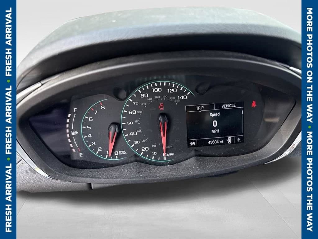 2020 Chevrolet Trax LT — photo 1 of 7
