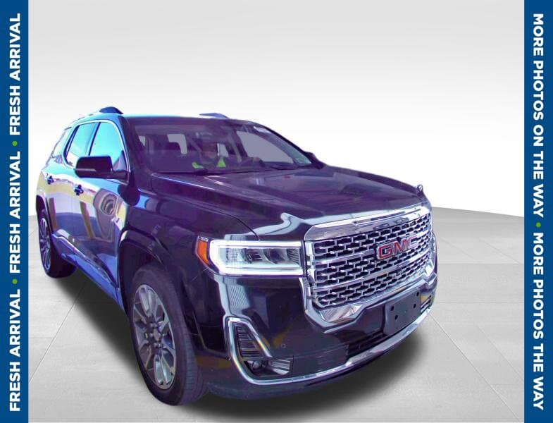 2023 GMC Acadia Denali — photo 1 of 10
