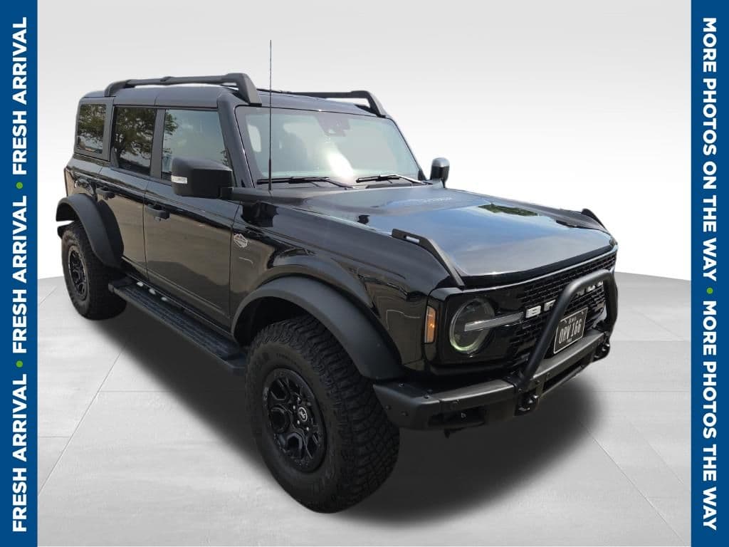 2023 Ford Bronco Wildtrak — photo 1 of 6