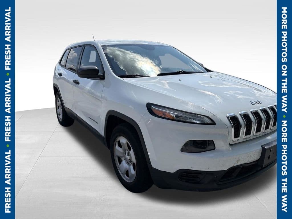 2016 Jeep Cherokee Sport — photo 1 of 4
