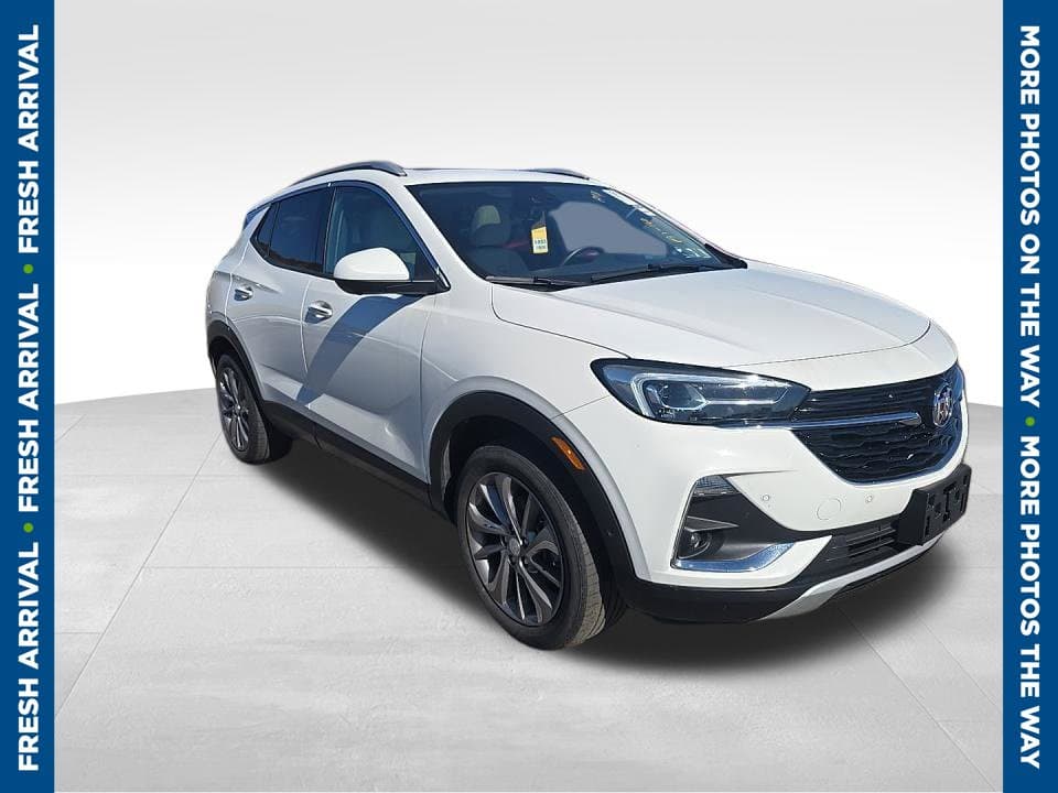 2022 Buick Encore GX Essence — photo 1 of 9