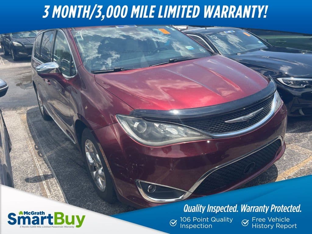 2017 Chrysler Pacifica Limited — photo 1 of 17