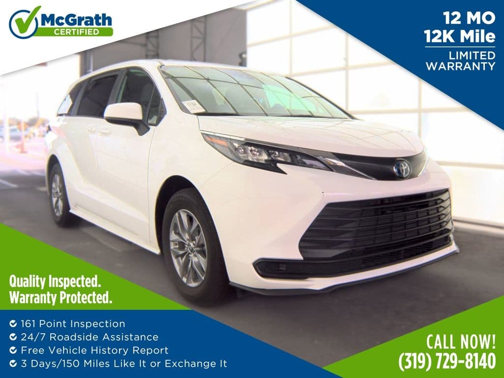 2025 Toyota Sienna LE — photo 1 of 14