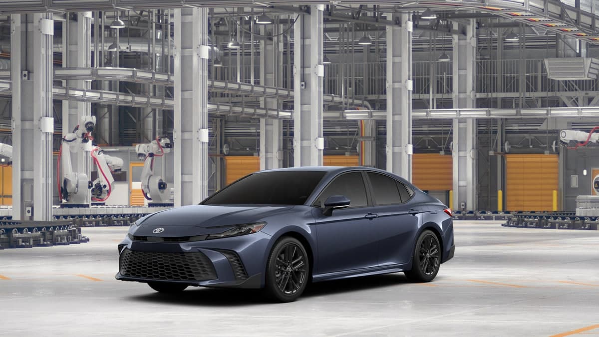 2026 Toyota Camry SE — photo 1 of 24