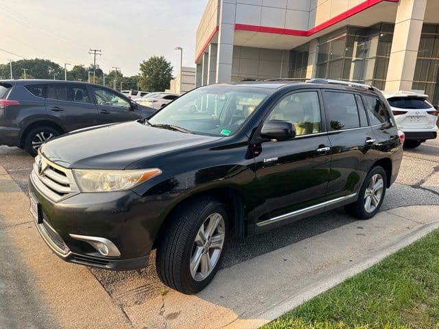 2011 Toyota Highlander Limited — photo 1 of 3