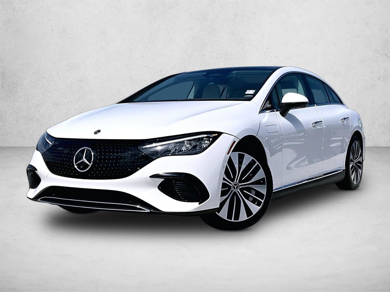 2023 Mercedes-Benz EQE Base — photo 1 of 30