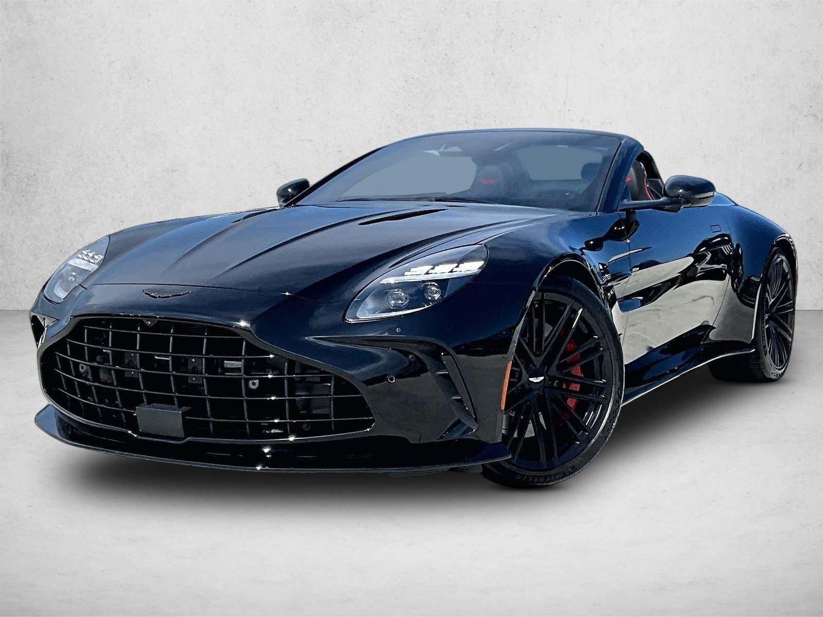 2026 Aston Martin Vantage S — photo 1 of 30