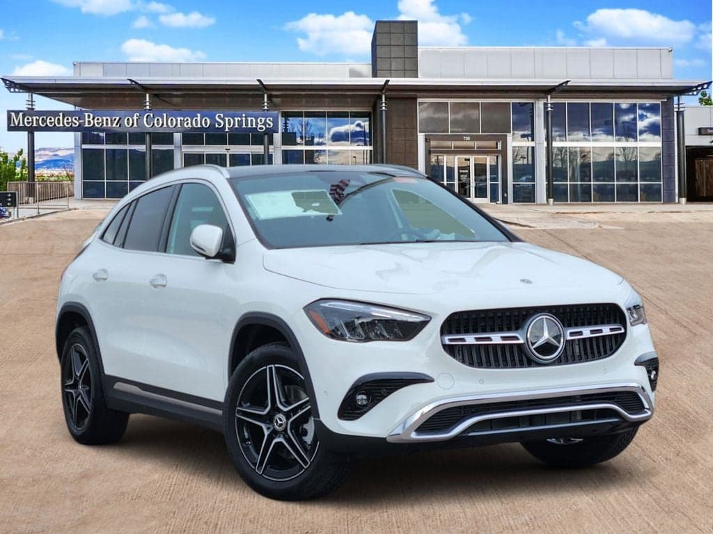 2026 Mercedes-Benz GLA Base — photo 1 of 32