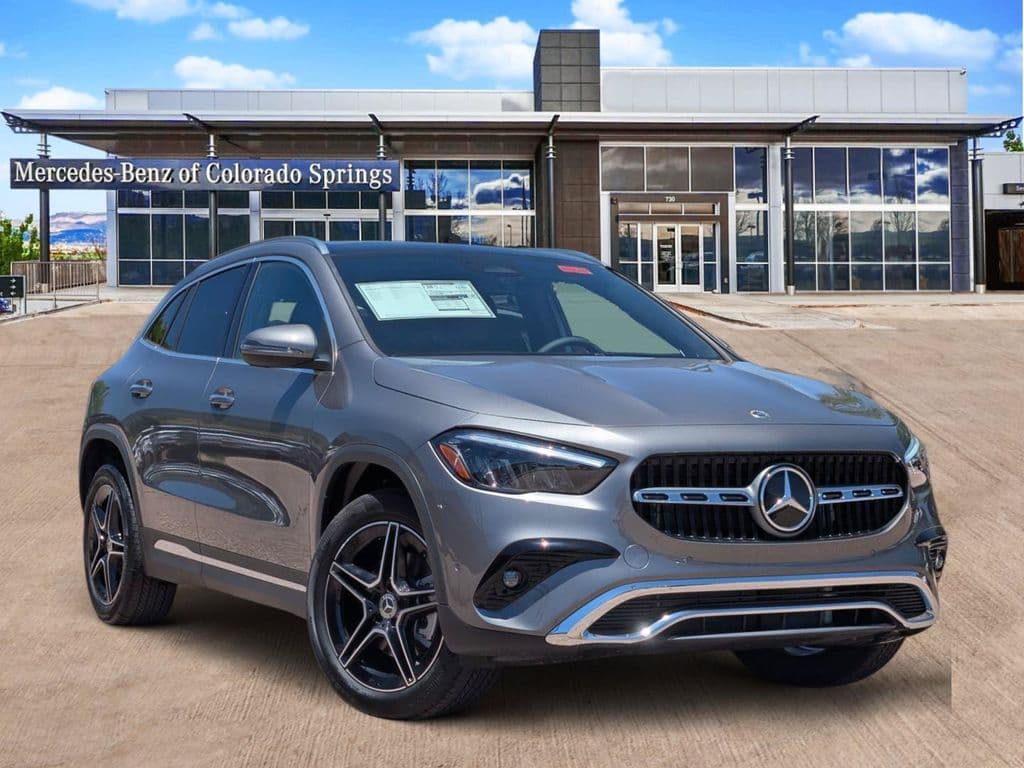 2026 Mercedes-Benz GLA Base — photo 1 of 30