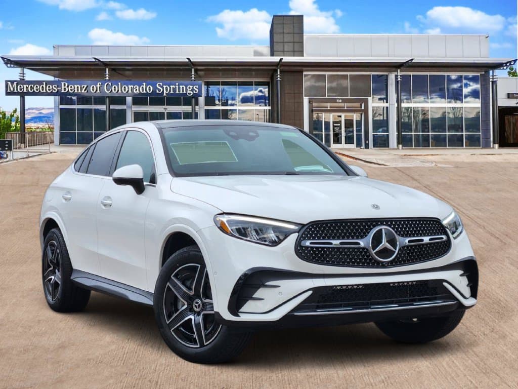 2027 Mercedes-Benz GLC Base — photo 1 of 31