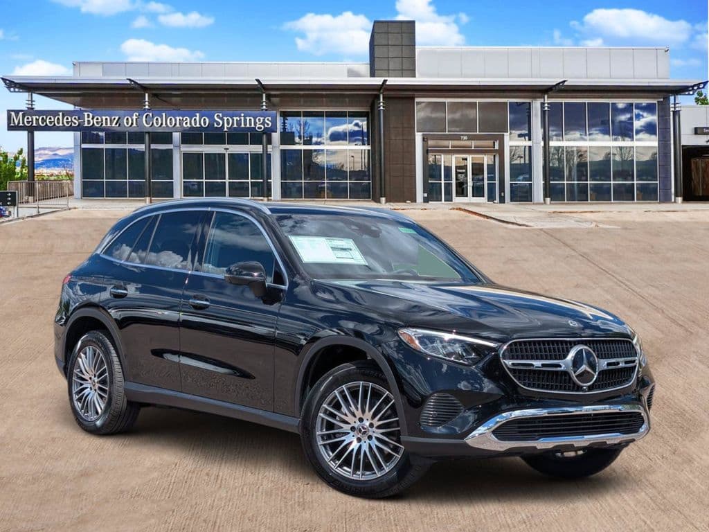 2027 Mercedes-Benz GLC Base — photo 1 of 31