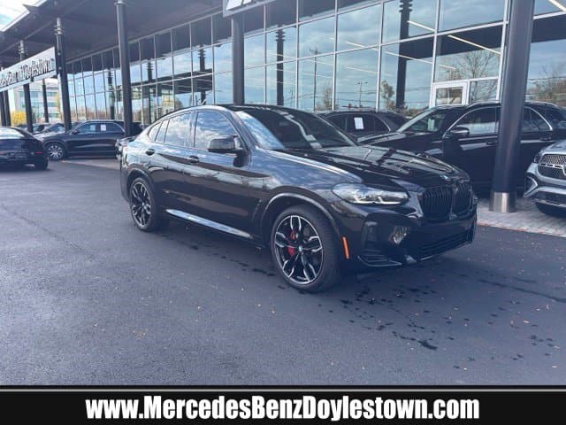 2022 BMW X4 M40i — photo 1 of 13