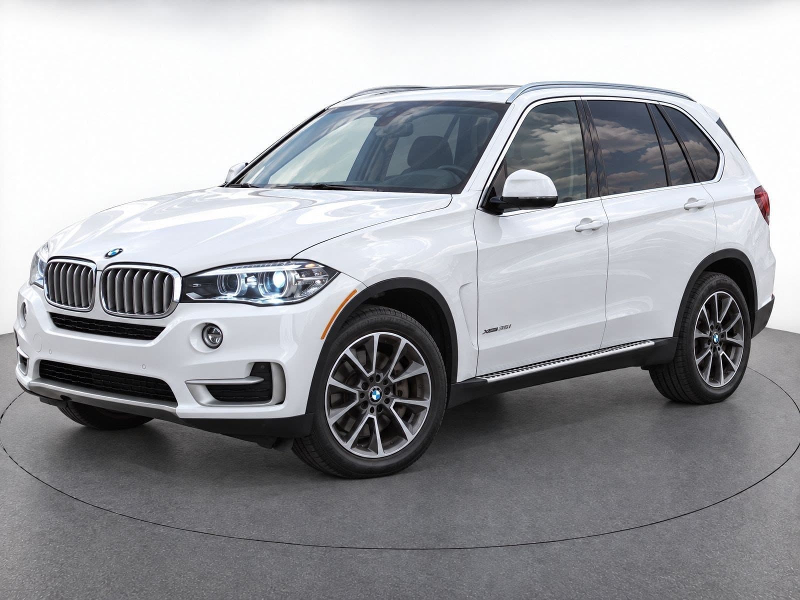2015 BMW X5 xDrive35i — photo 1 of 30