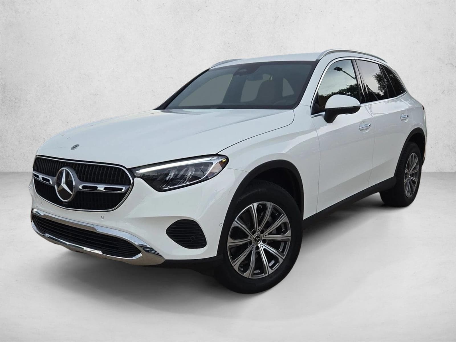 2026 Mercedes-Benz GLC Base — photo 1 of 22