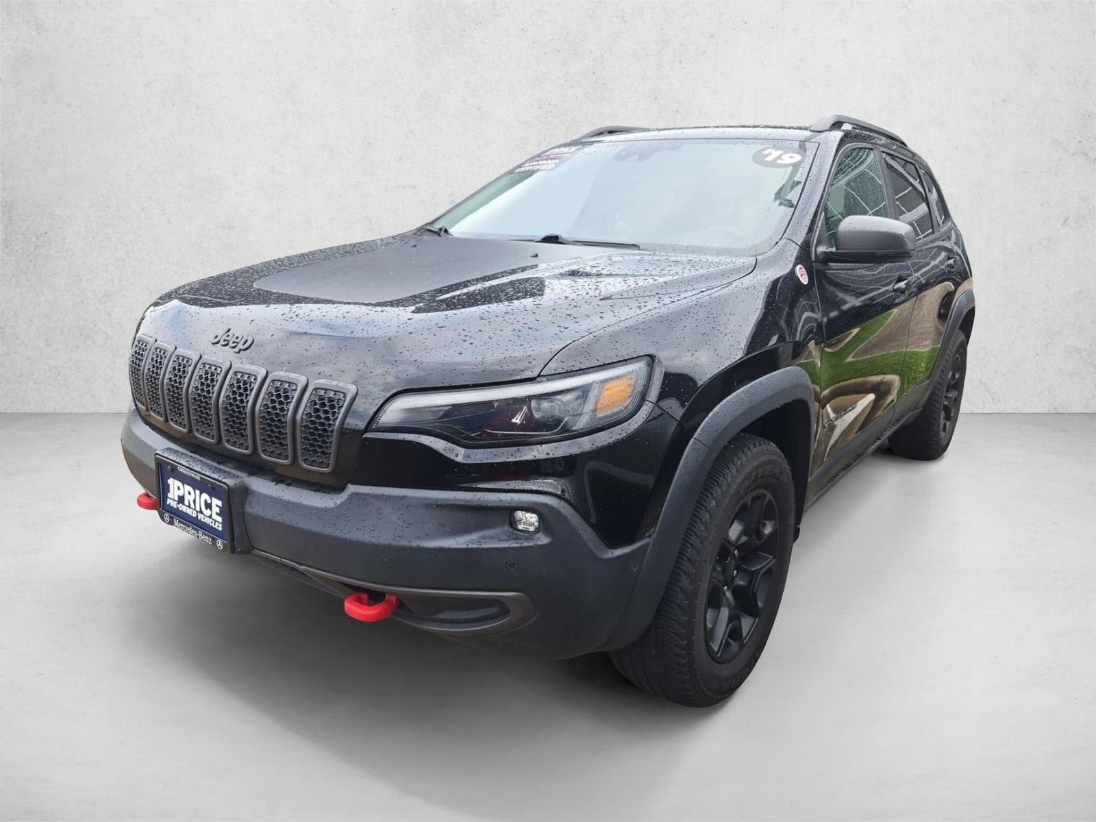 2019 Jeep Cherokee Trailhawk — photo 1 of 22