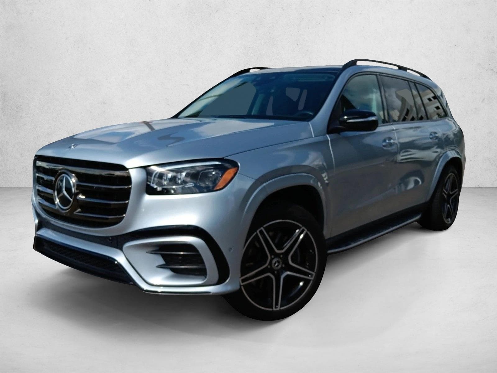 2026 Mercedes-Benz GLS Base — photo 1 of 24