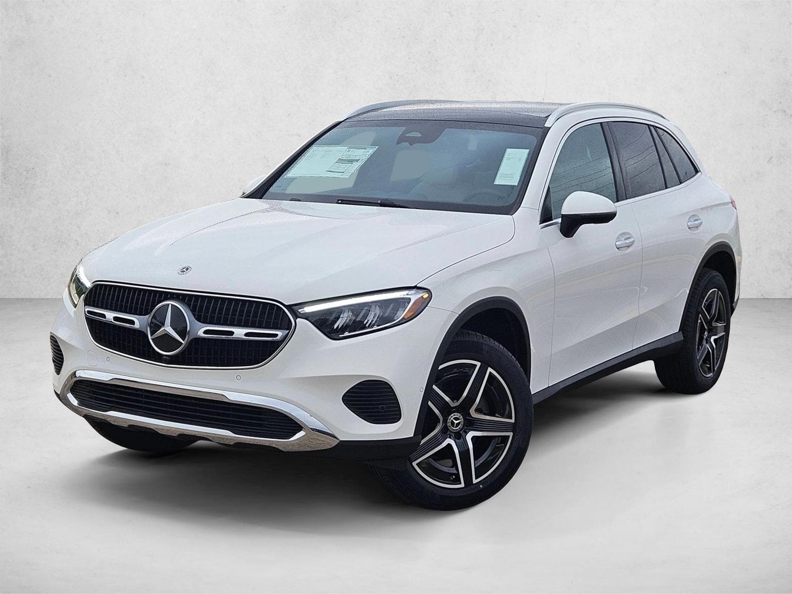 2026 Mercedes-Benz GLC 4MATIC — photo 1 of 18