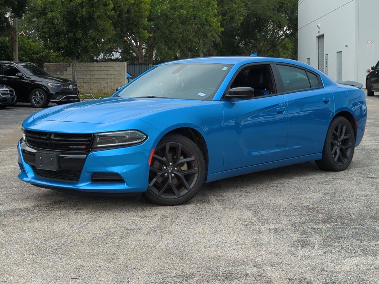 2023 Dodge Charger SXT — photo 1 of 15