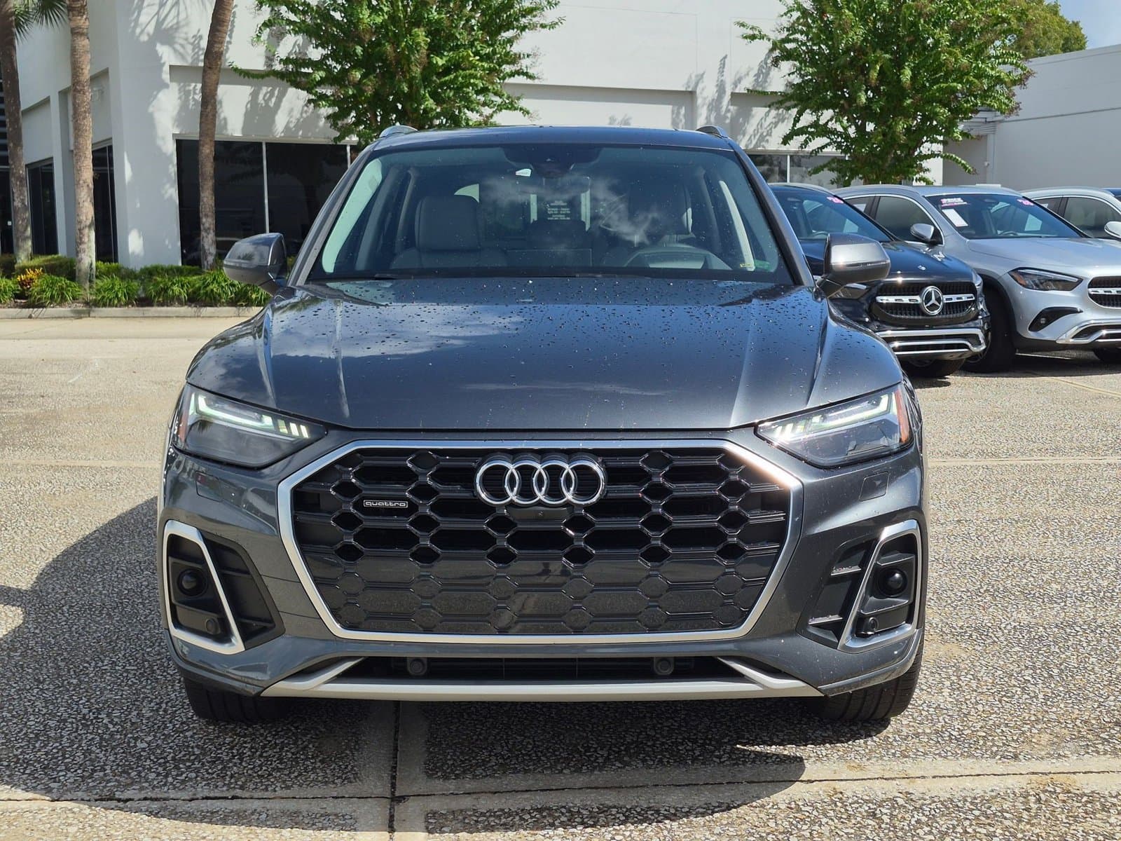 2022 Audi Q5 S line Prestige — photo 1 of 18