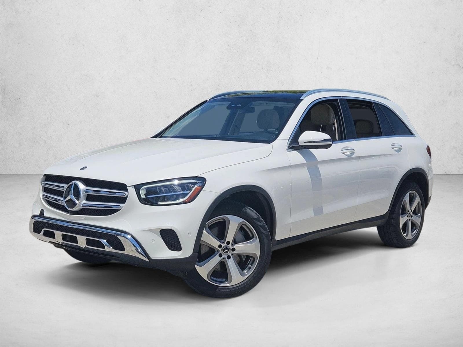 2022 Mercedes-Benz GLC Base — photo 1 of 15