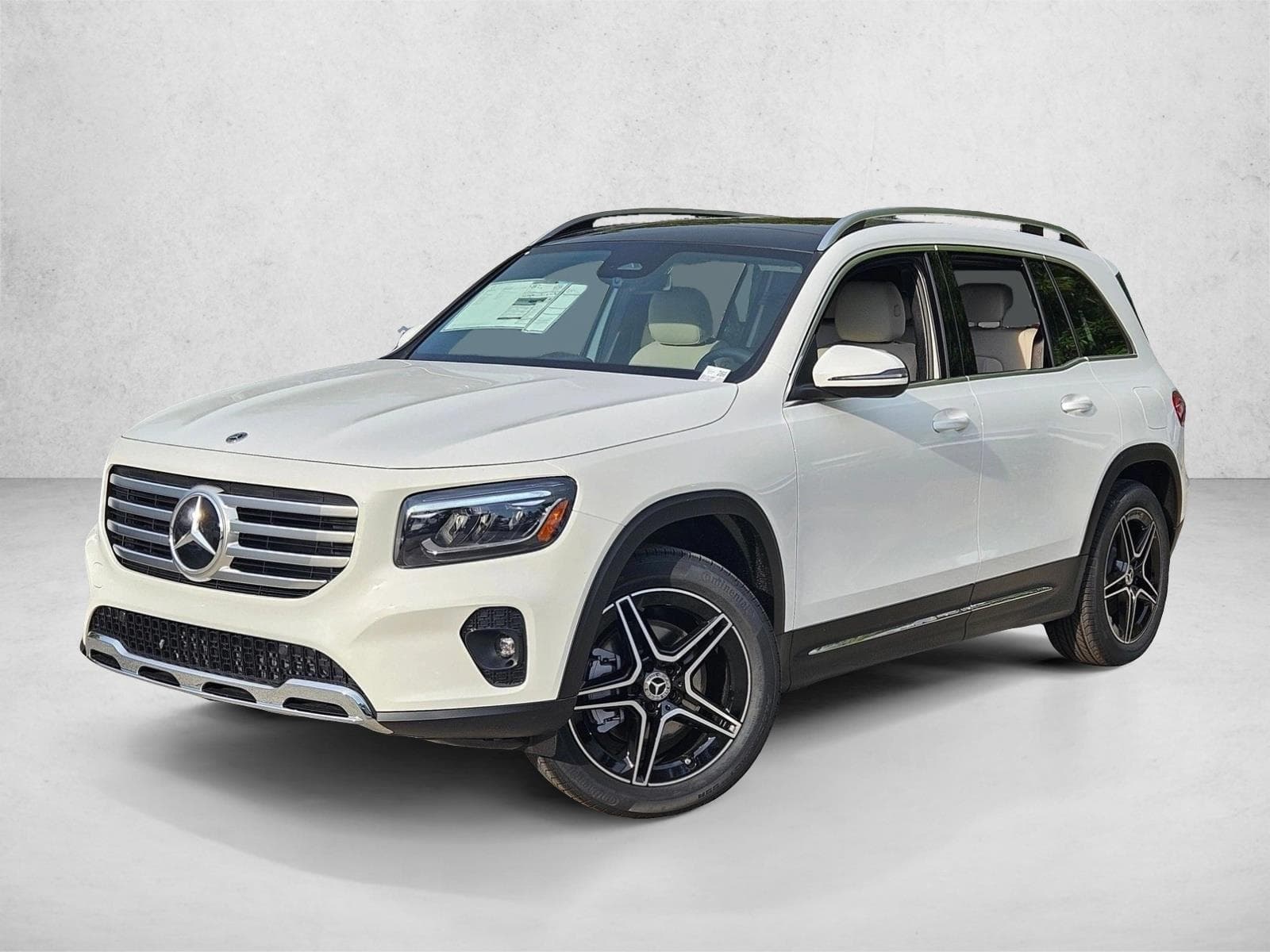 2026 Mercedes-Benz GLB Base — photo 1 of 17