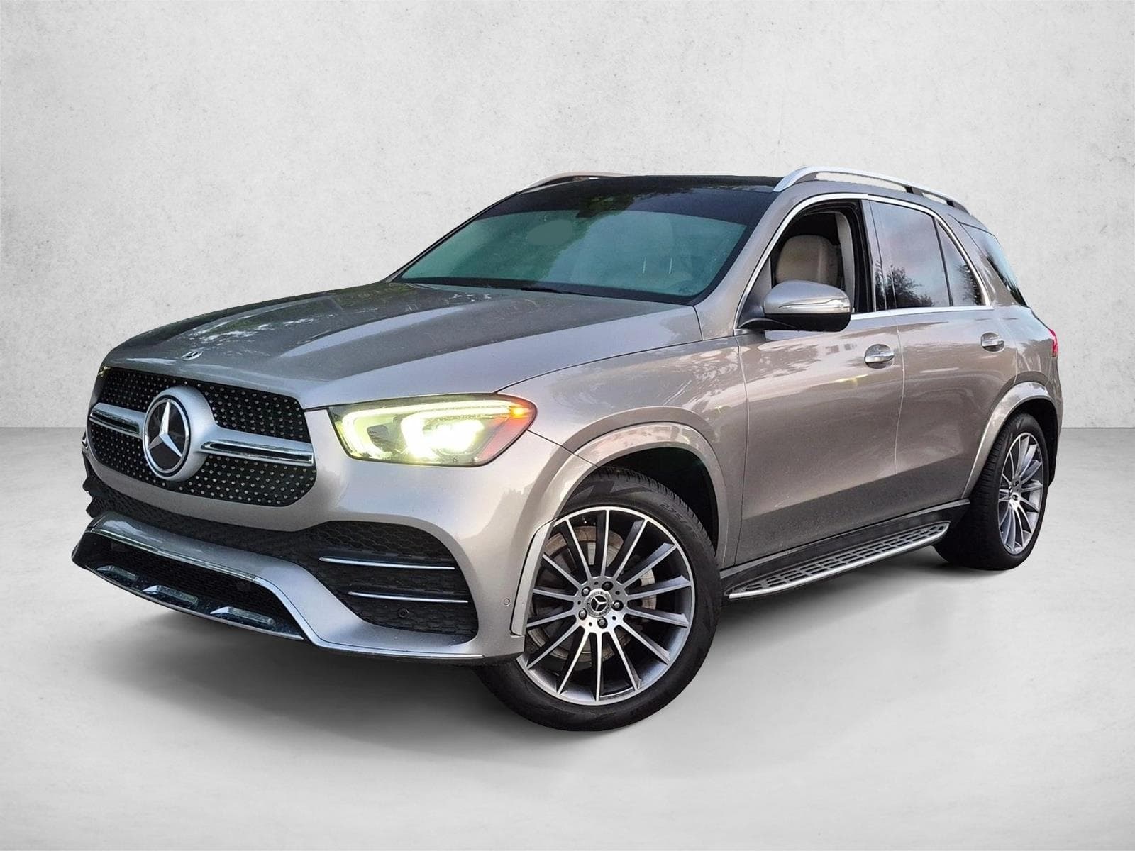 2021 Mercedes-Benz GLE Base — photo 1 of 25