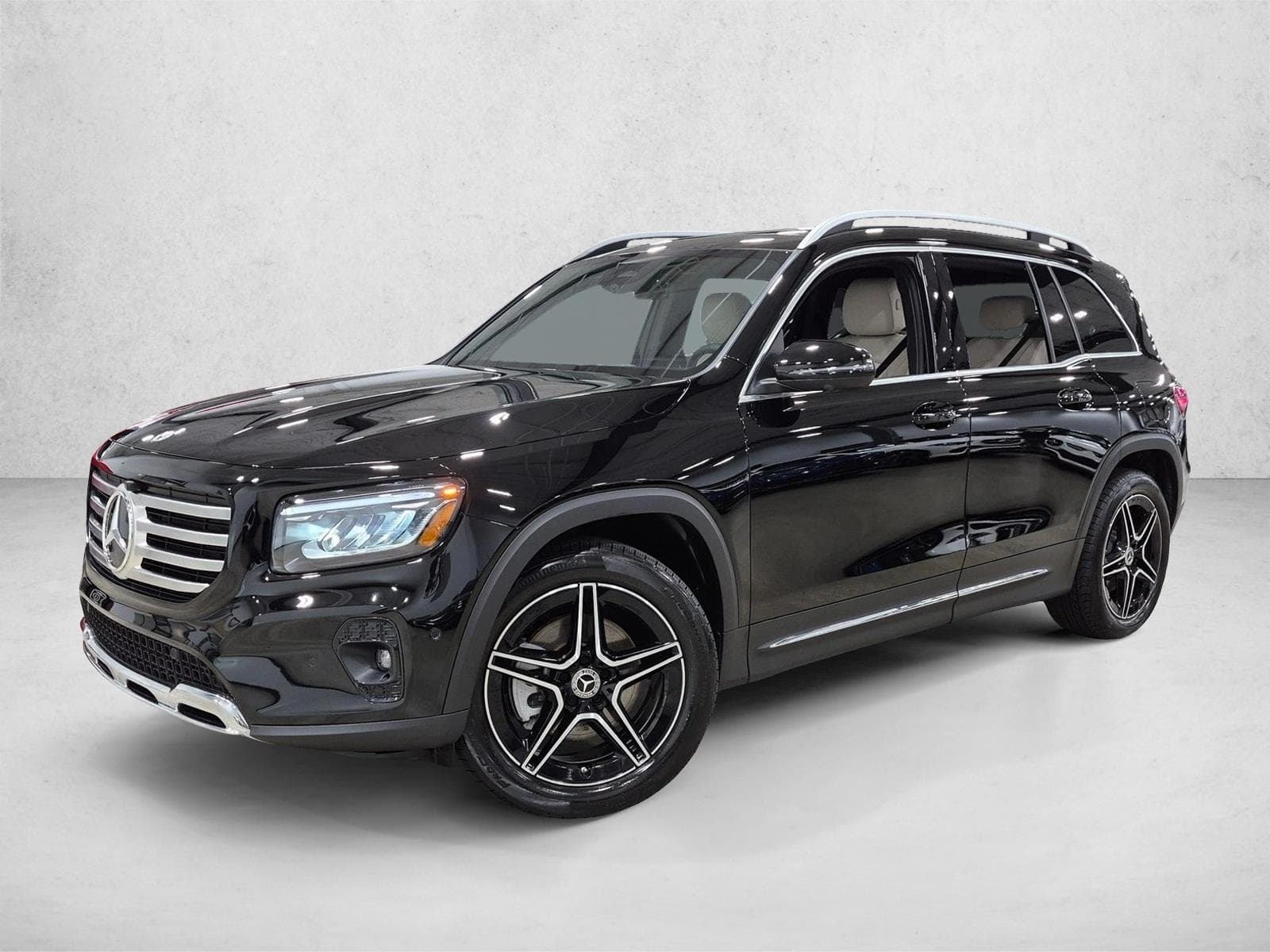 2026 Mercedes-Benz GLB GLB 250 SUV — photo 1 of 26