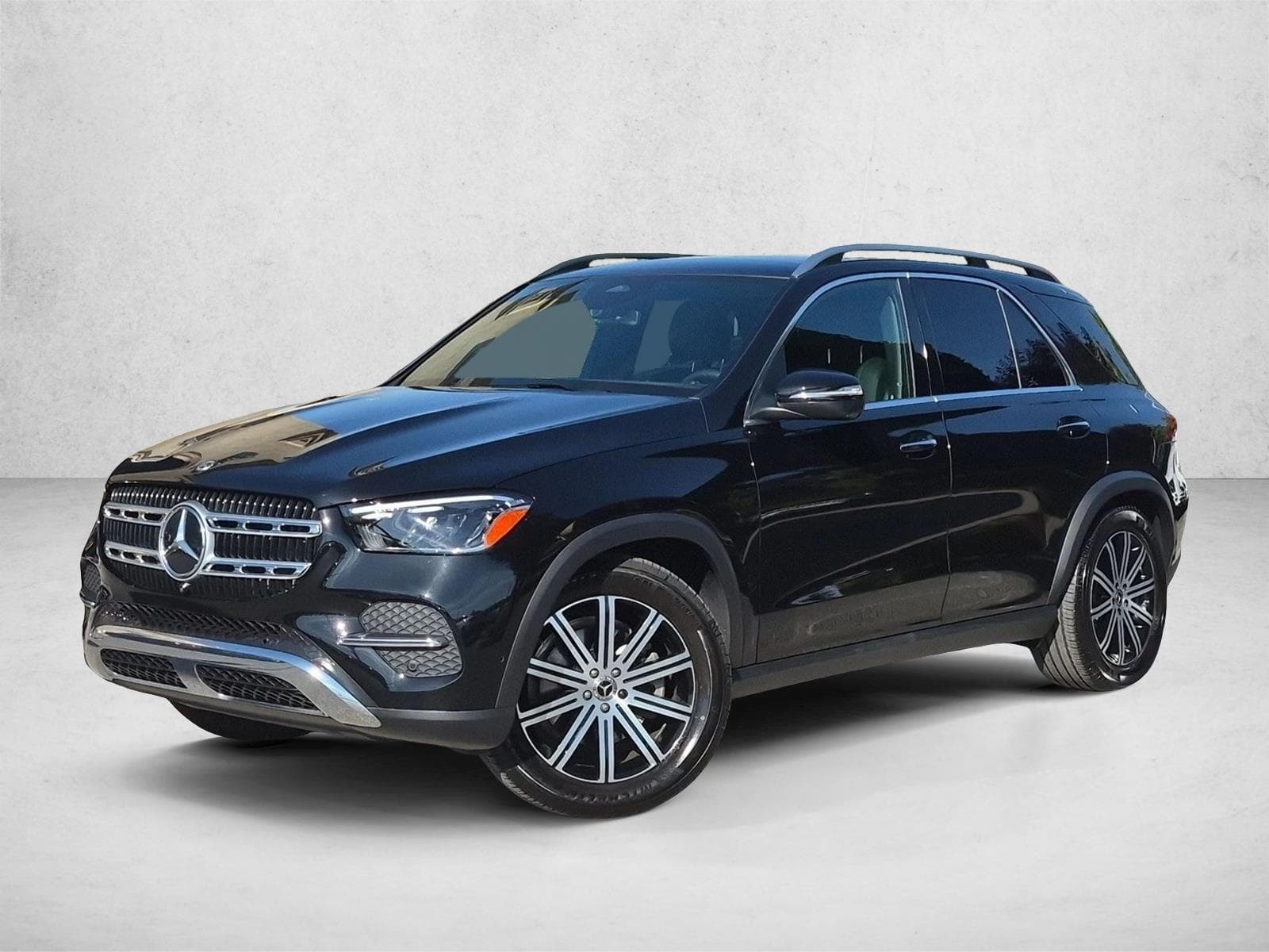 2026 Mercedes-Benz GLE 4MATIC — photo 1 of 29