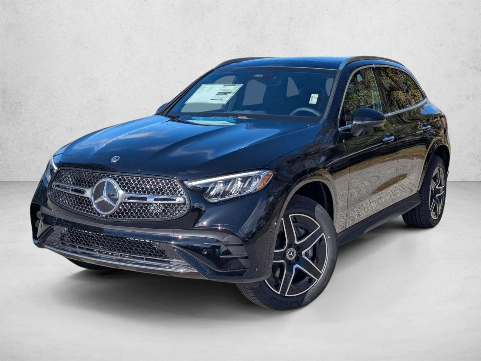 2026 Mercedes-Benz GLC GLC 300 — photo 1 of 17