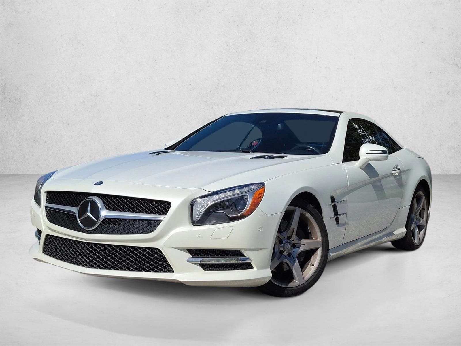 2016 Mercedes-Benz SL SL 550 — photo 1 of 17