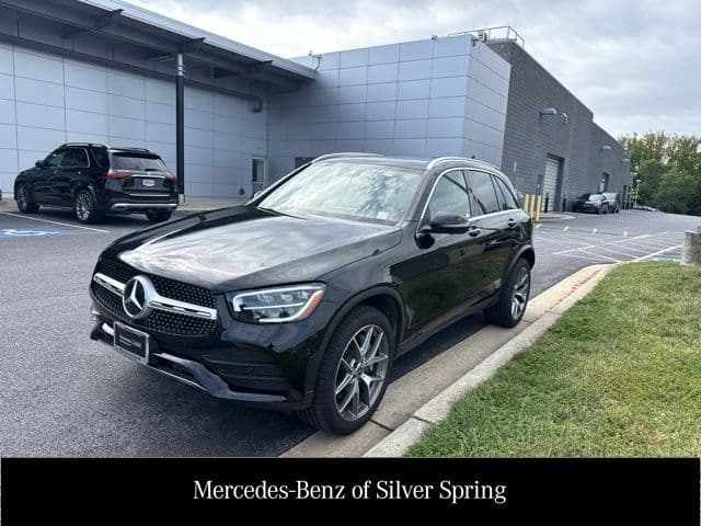 2022 Mercedes-Benz GLC Base — photo 1 of 15