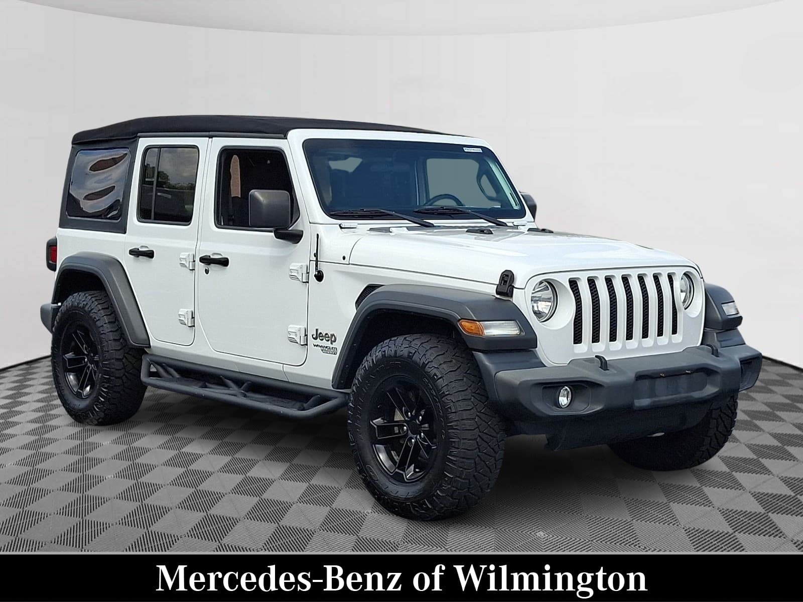 2021 Jeep Wrangler Unlimited Sport — photo 1 of 30