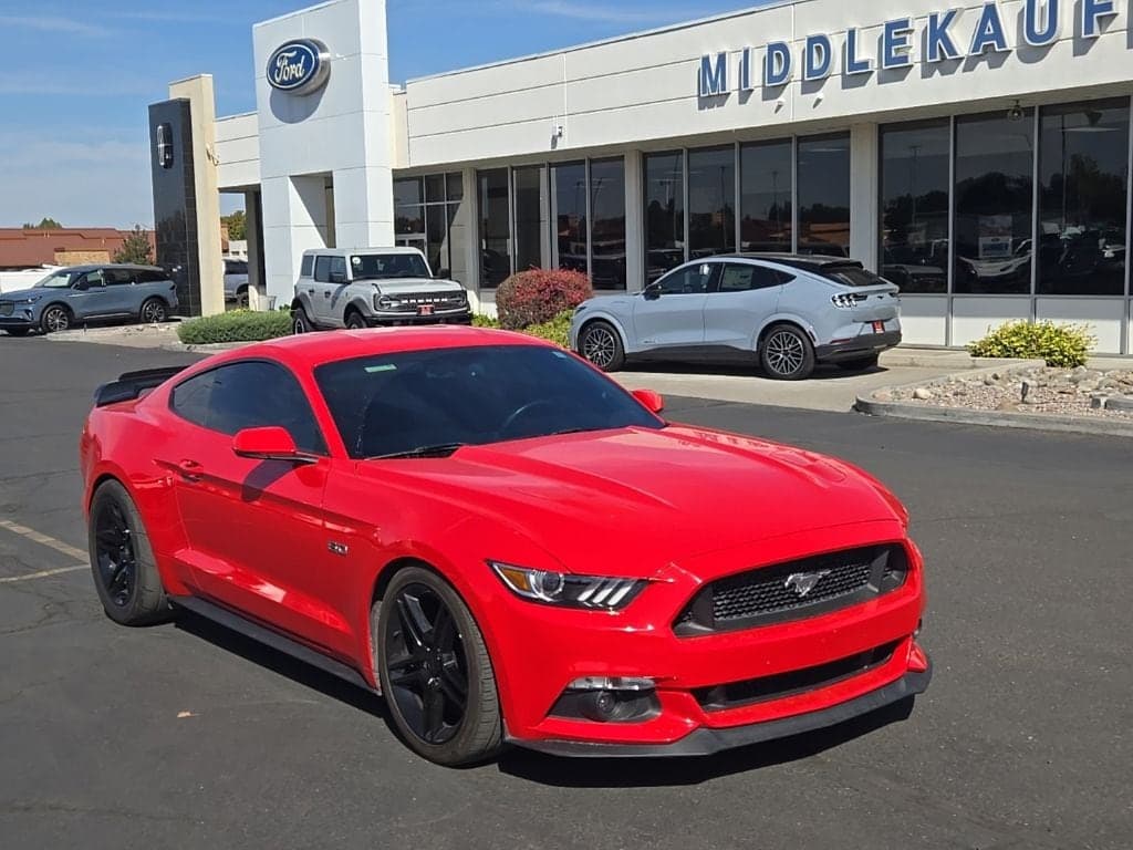 2017 Ford Mustang Base — photo 1 of 13