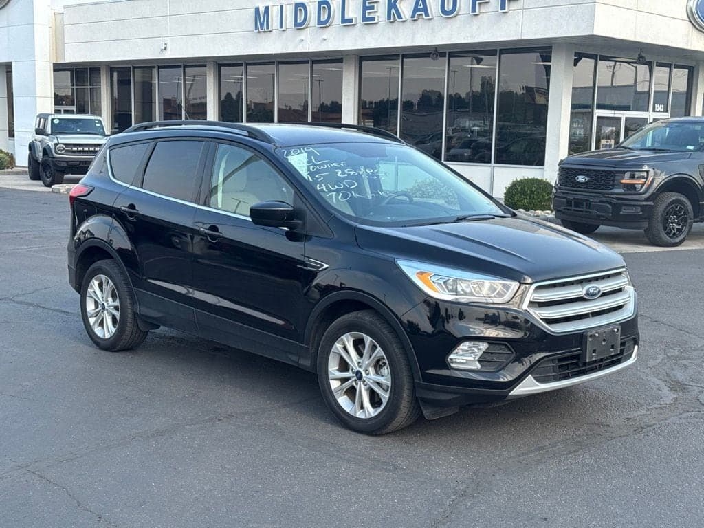2019 Ford Escape SEL — photo 1 of 5