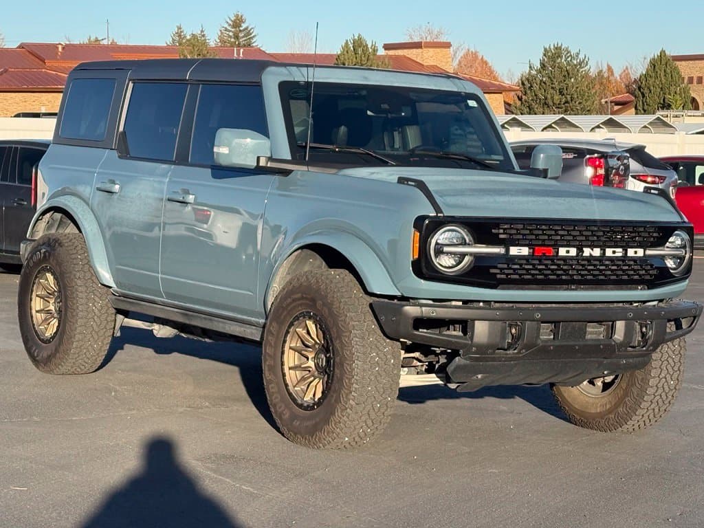 2021 Ford Bronco Base — photo 1 of 10