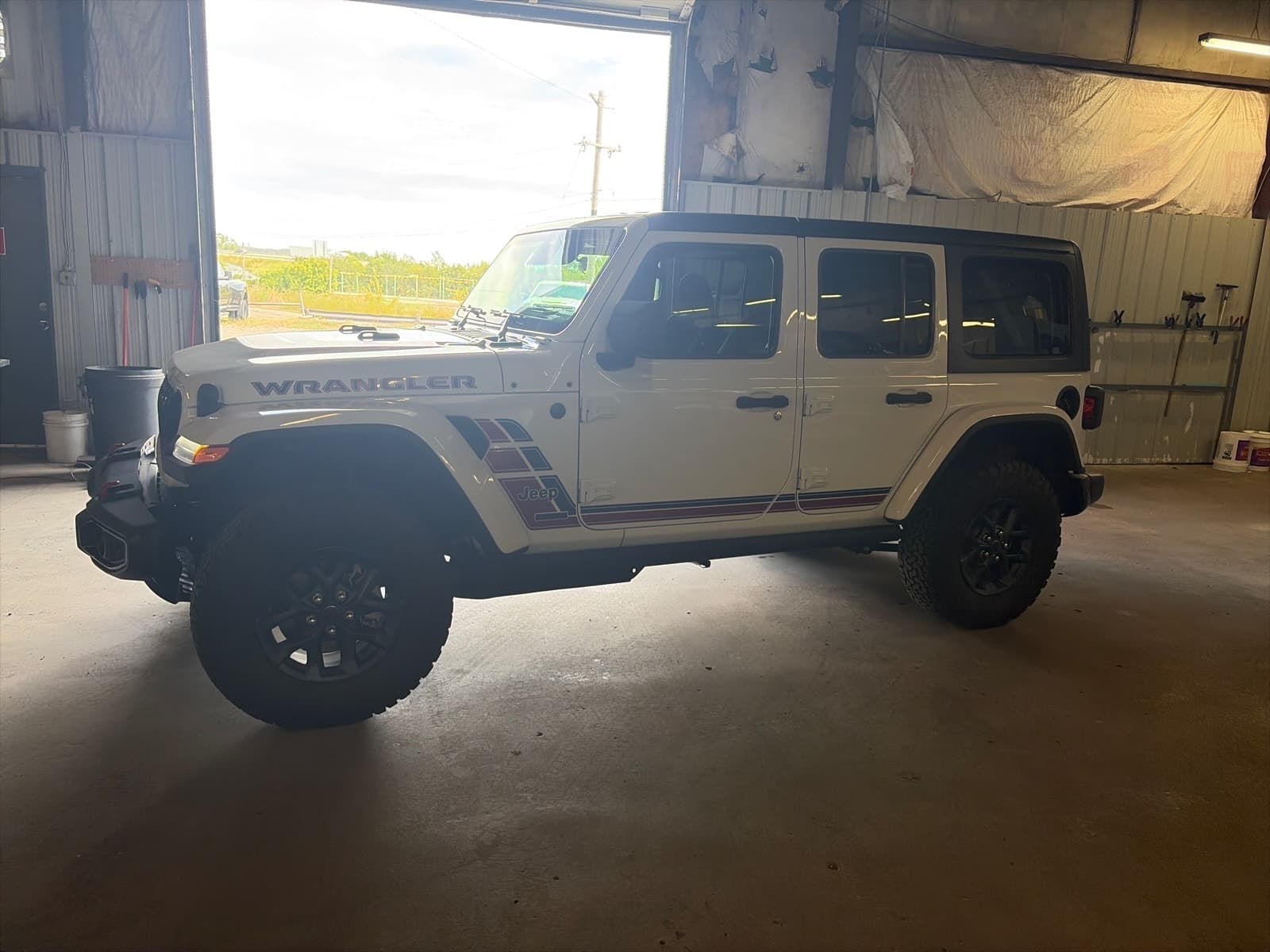 2026 Jeep Wrangler Base — photo 1 of 21