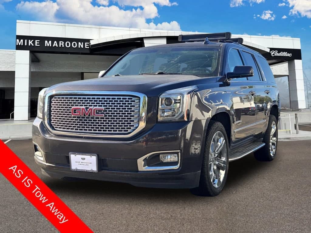 2017 GMC Yukon Denali — photo 1 of 10