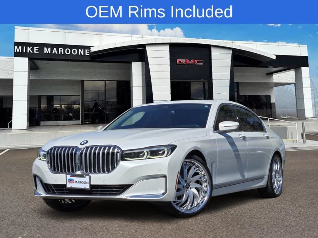 2022 BMW 7 Series 740i — photo 1 of 21