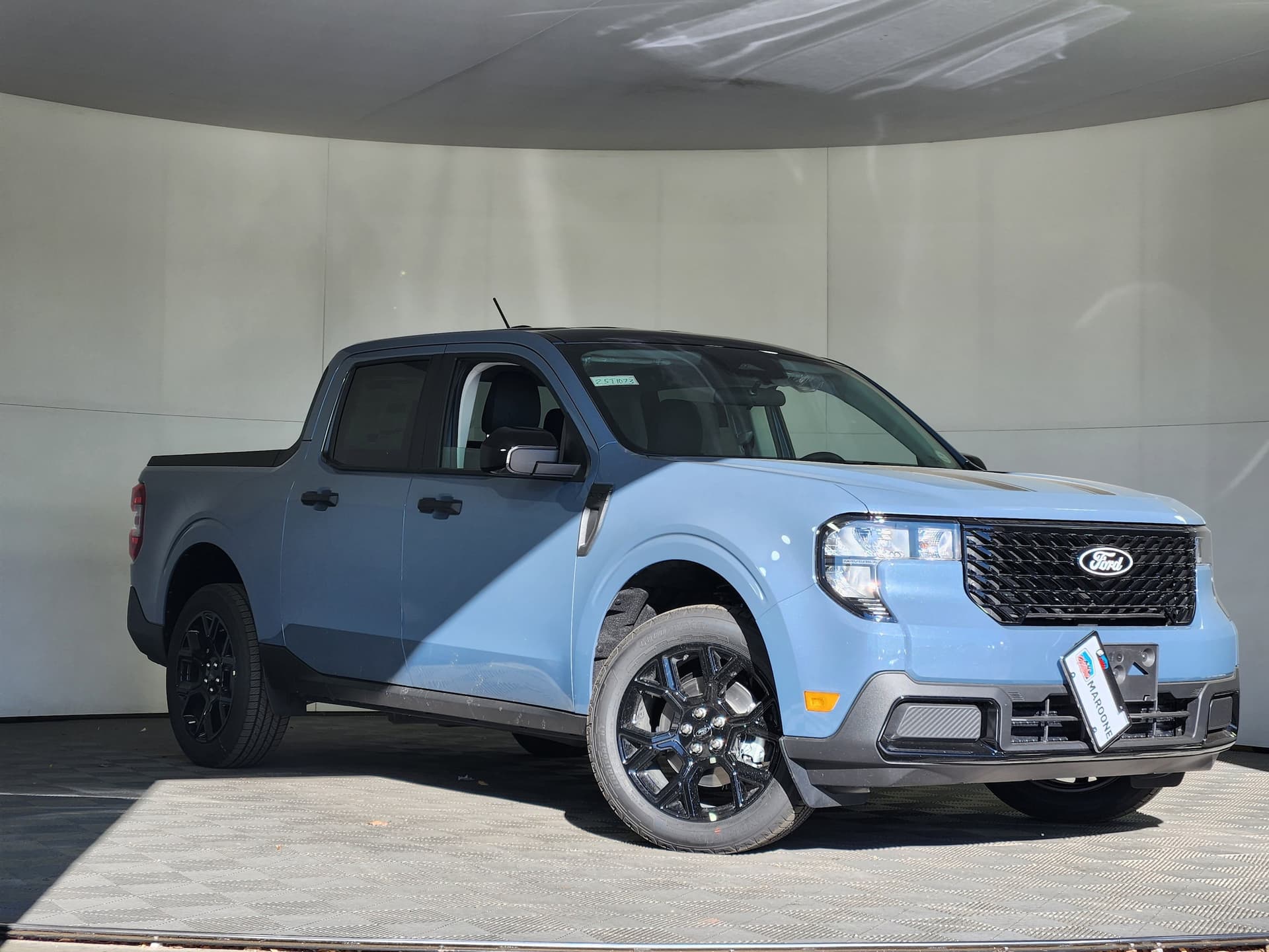 2025 Ford Maverick XLT — photo 1 of 32